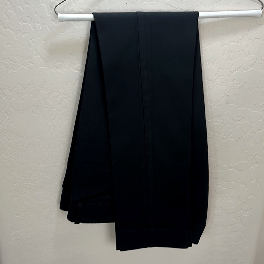 The Limited black exact stretch bootcut pants 10